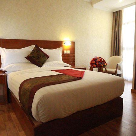 Marcen Addis Hotel Extérieur photo