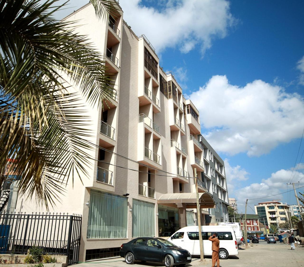 Marcen Addis Hotel Extérieur photo